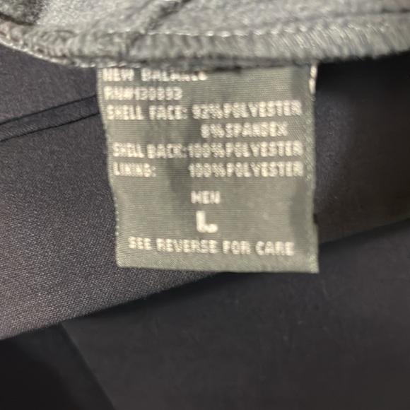 New Balance men’s waterproof vest - Picture 5 of 5